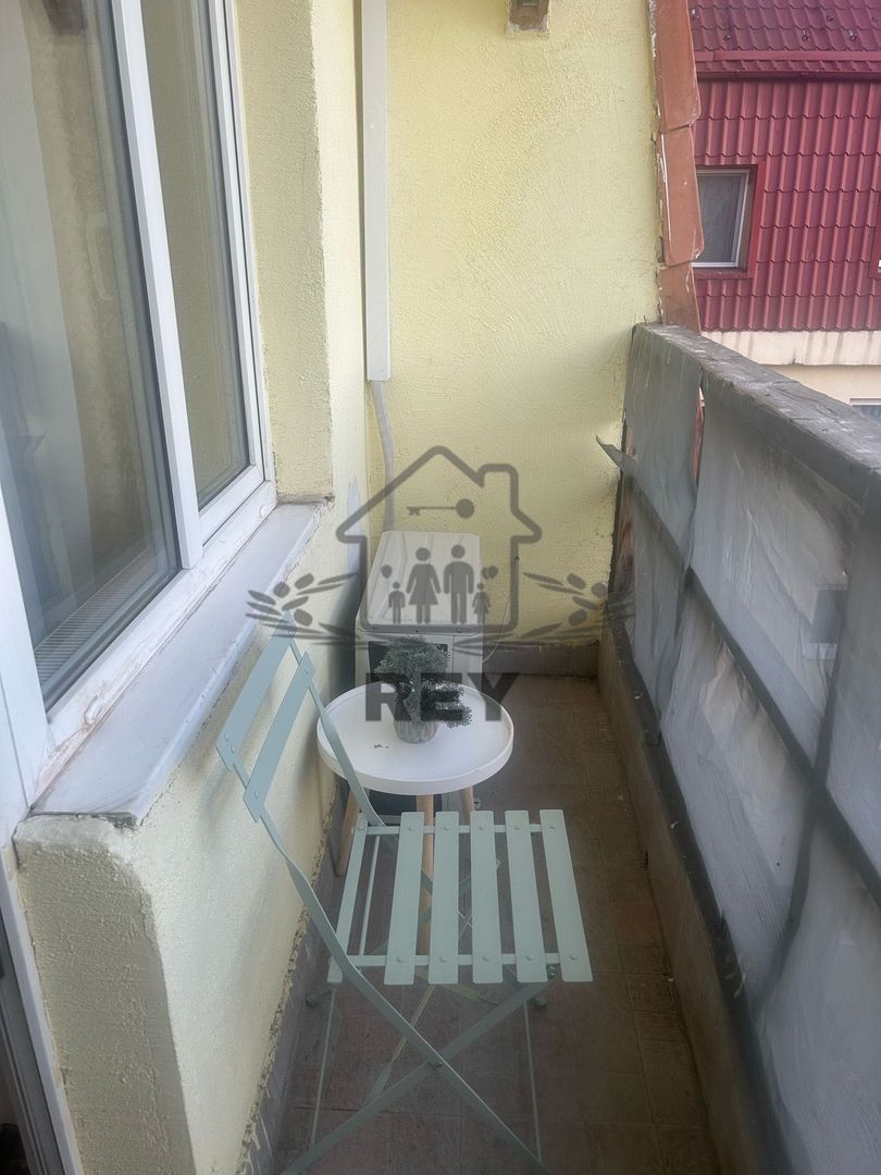 Apartament 2 dormitoare mansarda Mihai Viteazul - Poză 4