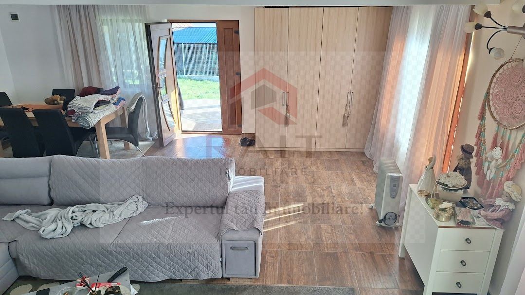 Casa de Vanzare Corbeni- Oestii- Arges - Poză 9