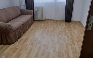Apartament 2 camere renovat complet, etaj intermediar, liber imediat - Poză 4