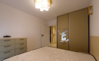 Vânzare, apartament cu 3 camere în zona Lujerului - Poză 14