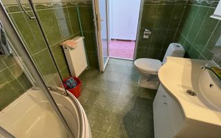 Apartament spațios cu două camere, etajul 4 cu acoperiș. - Poză 23