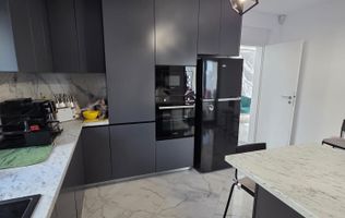 Vila individuala Premium 5 camere curte generoasa Piscina