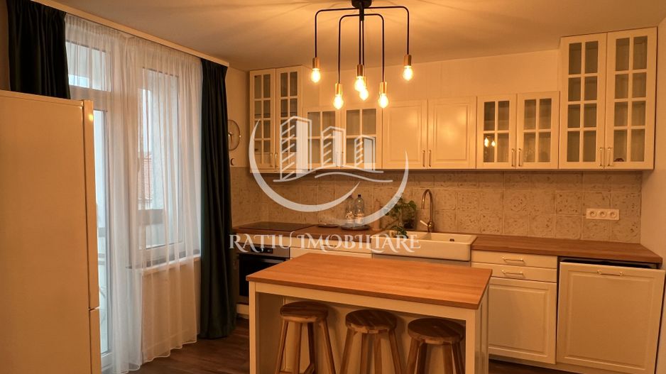 Apartament cu 4 camere | Ultracentral | Oradea - Poză 2