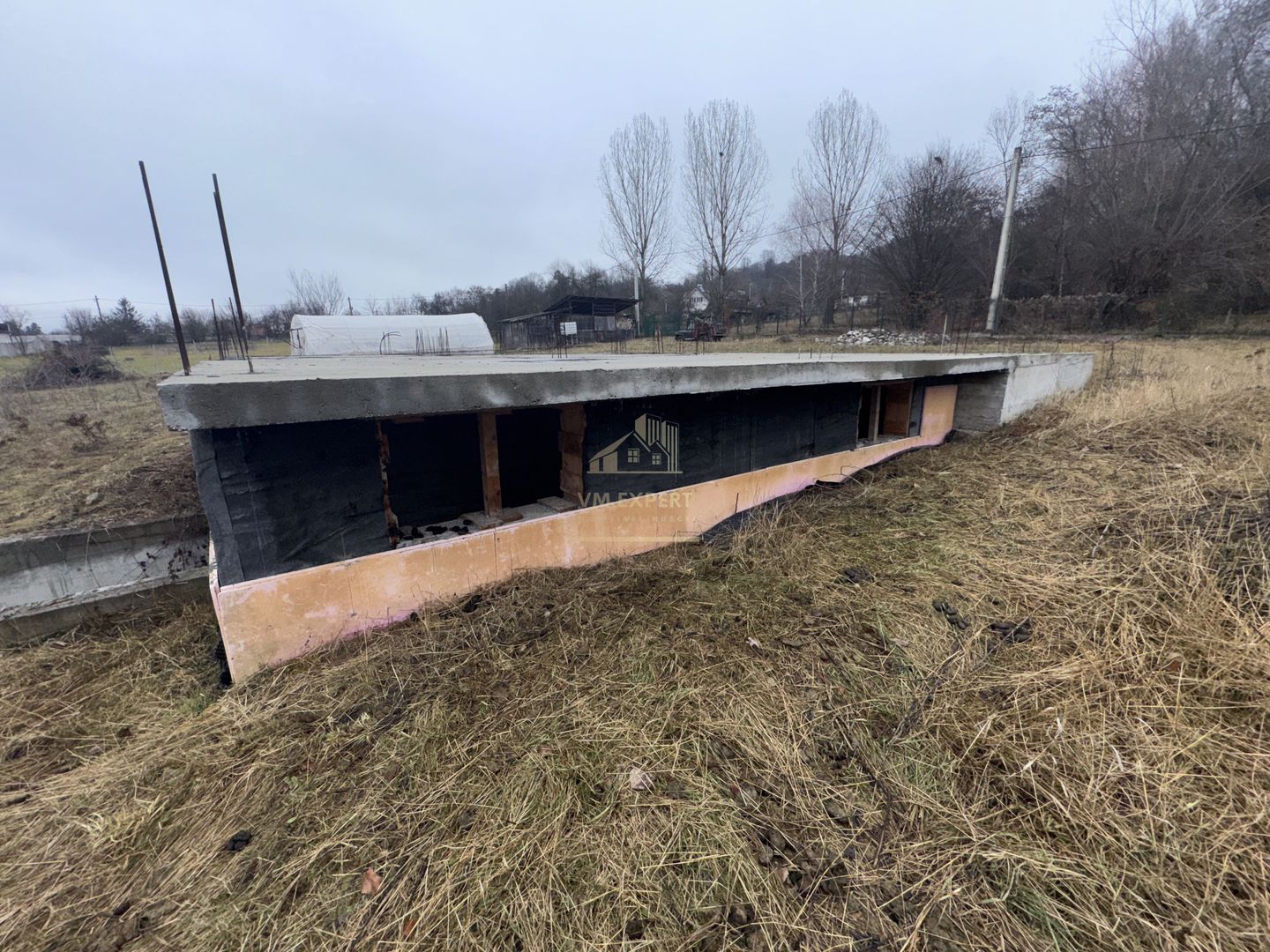 TEREN INTRAVILAN 2200 MP CAMPULUNG ARGES - Poză 11