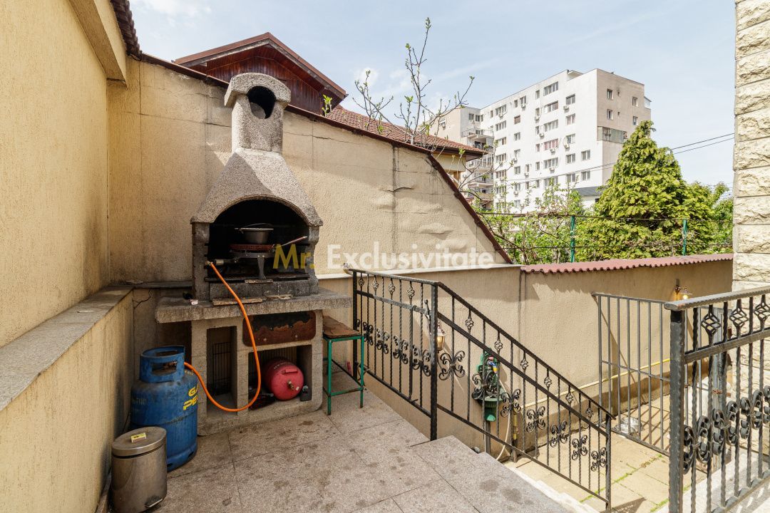 Vila impresionata 550mp util, 300mp teren - Poză 5