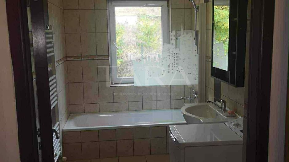 Apartament cu 2 camere, complet mobilat, într-o zonă liniștită. - Poză 6