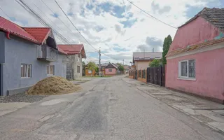 Casă bătrânească cu 3 camere la vânzare - Sânpetru - Poză 17