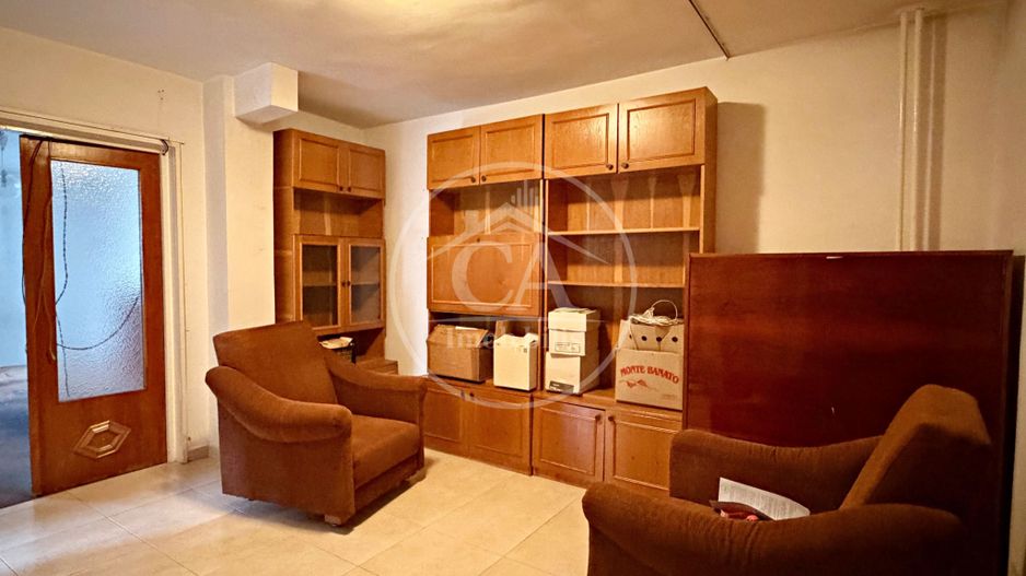 Apartament cu 3 camere de închiriat în zona Rogerius, Oradea - Poză 1