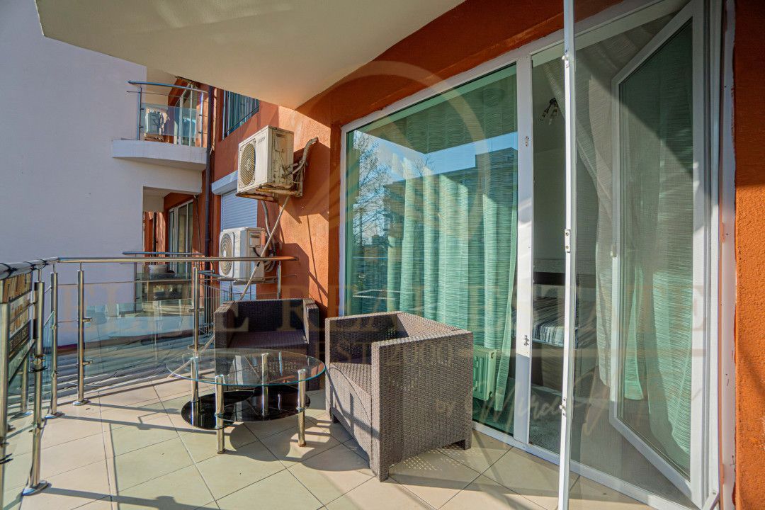 Apartament 2 camere – Mamaia, zona de intrare – Piscină - Poză 19