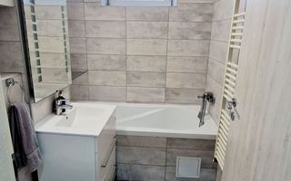 De vanzare apartament 2 camere/ zona Bartolomeu Nord - Poză 7