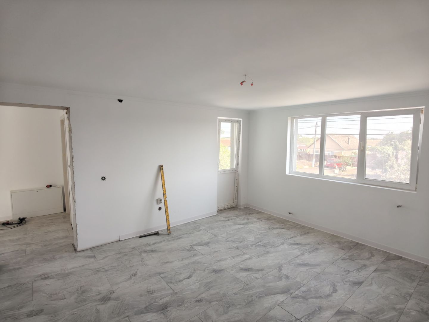 Casa Individuala Becicherecu Mic,P+M,4 Camere,2 Bai,Garaj - Poză 10