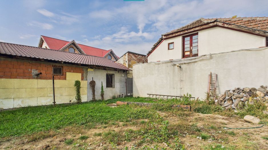 Casă cu teren , 2 fronturi, zona Plopi, Timişoara - Poză 1