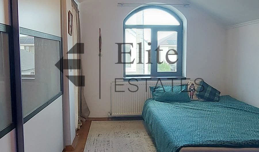 Casa cu 5 camere de vanzare Cartierul Tineretului Oradea - Poză 13