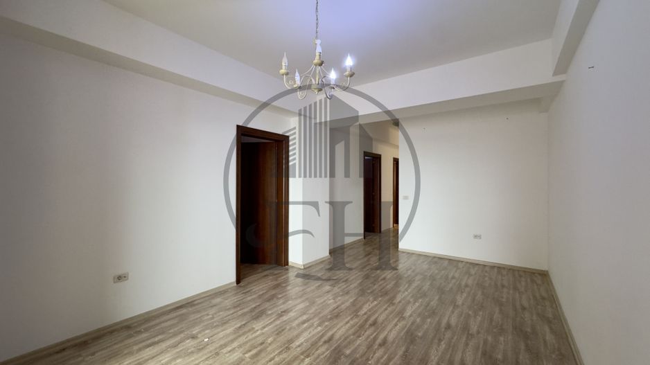 Apartament 3 camere de vanzare Mamaia, zona Summerland - Poză 3