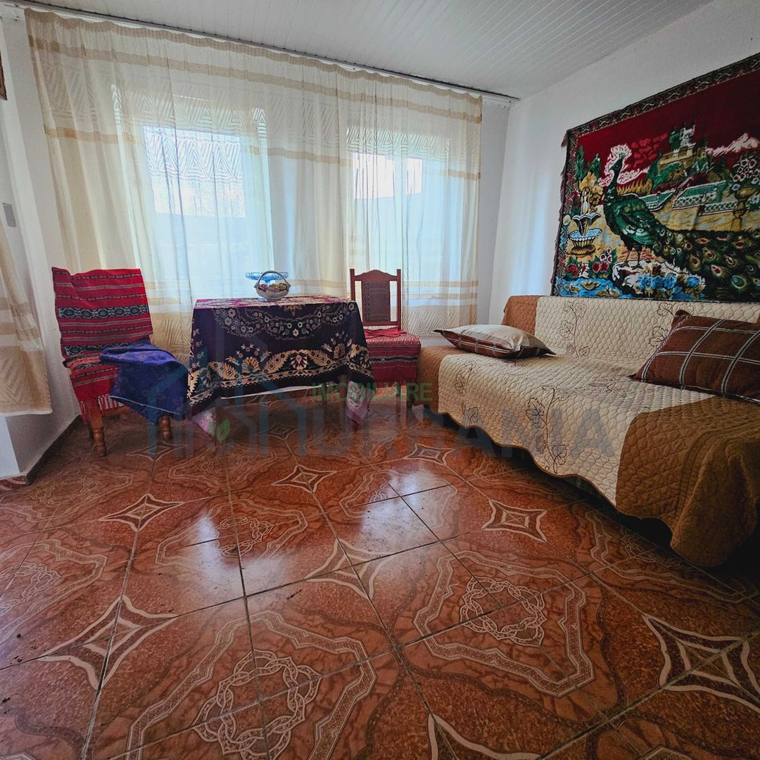 Particular, Vanzare urgenta Casa + teren com Grozesti jud Iasi - Poză 7