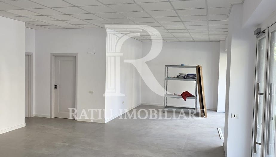 Spatiu Comercial | Boc Privat | Parter | 84 mp | Parcare | Oradea - Poză 2