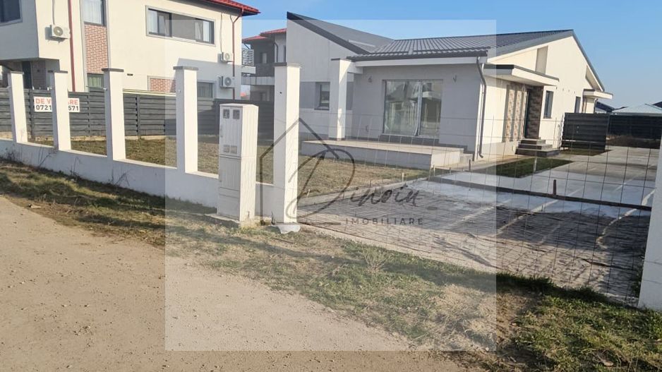 Case de vanzare Tunari - Poză 3