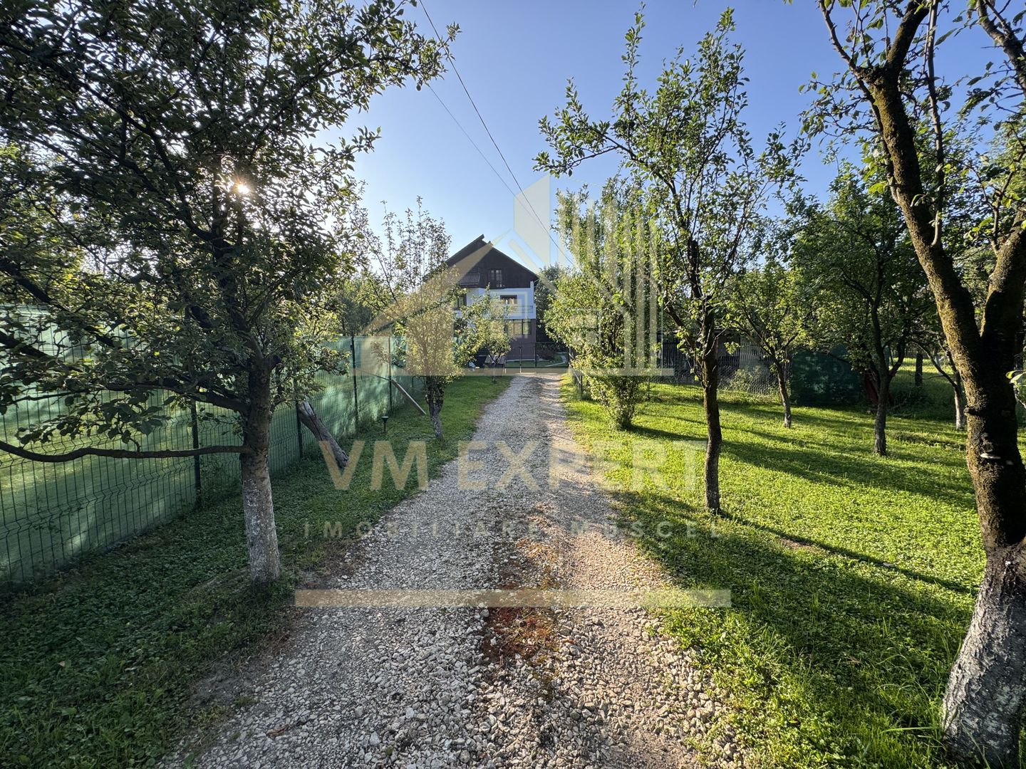 VILA S+P+E-306 MP, TEREN 2078 MP, CAMPULUNG - Poză 68