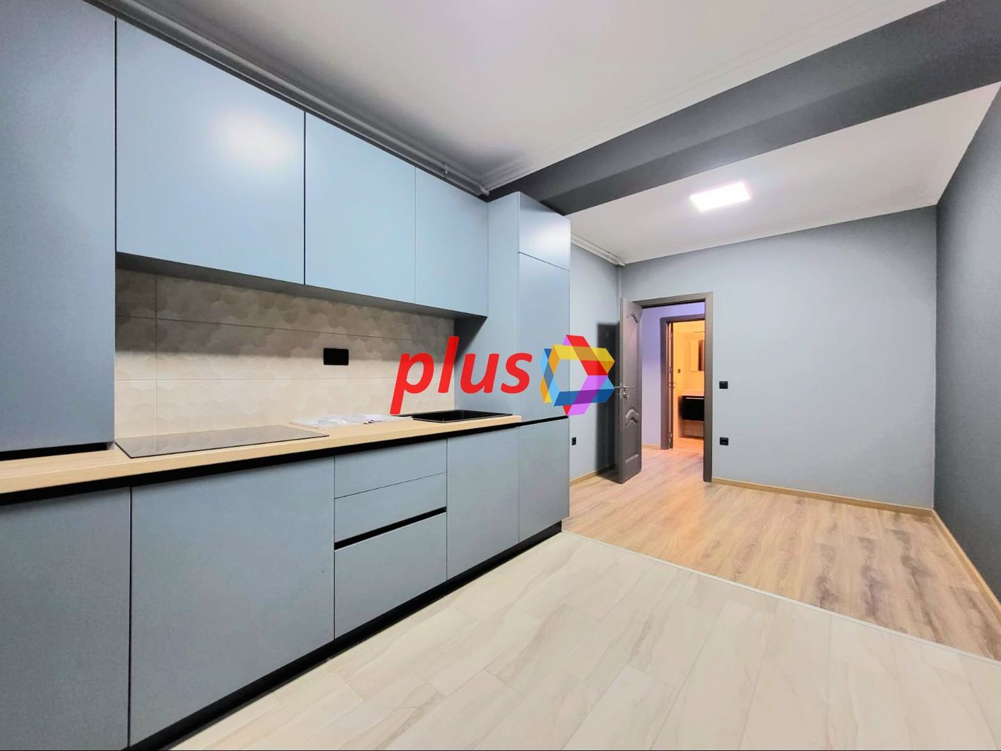 Apartament 2 camere vânzare Brașov - Zona Coresi, Penny - Poză 1