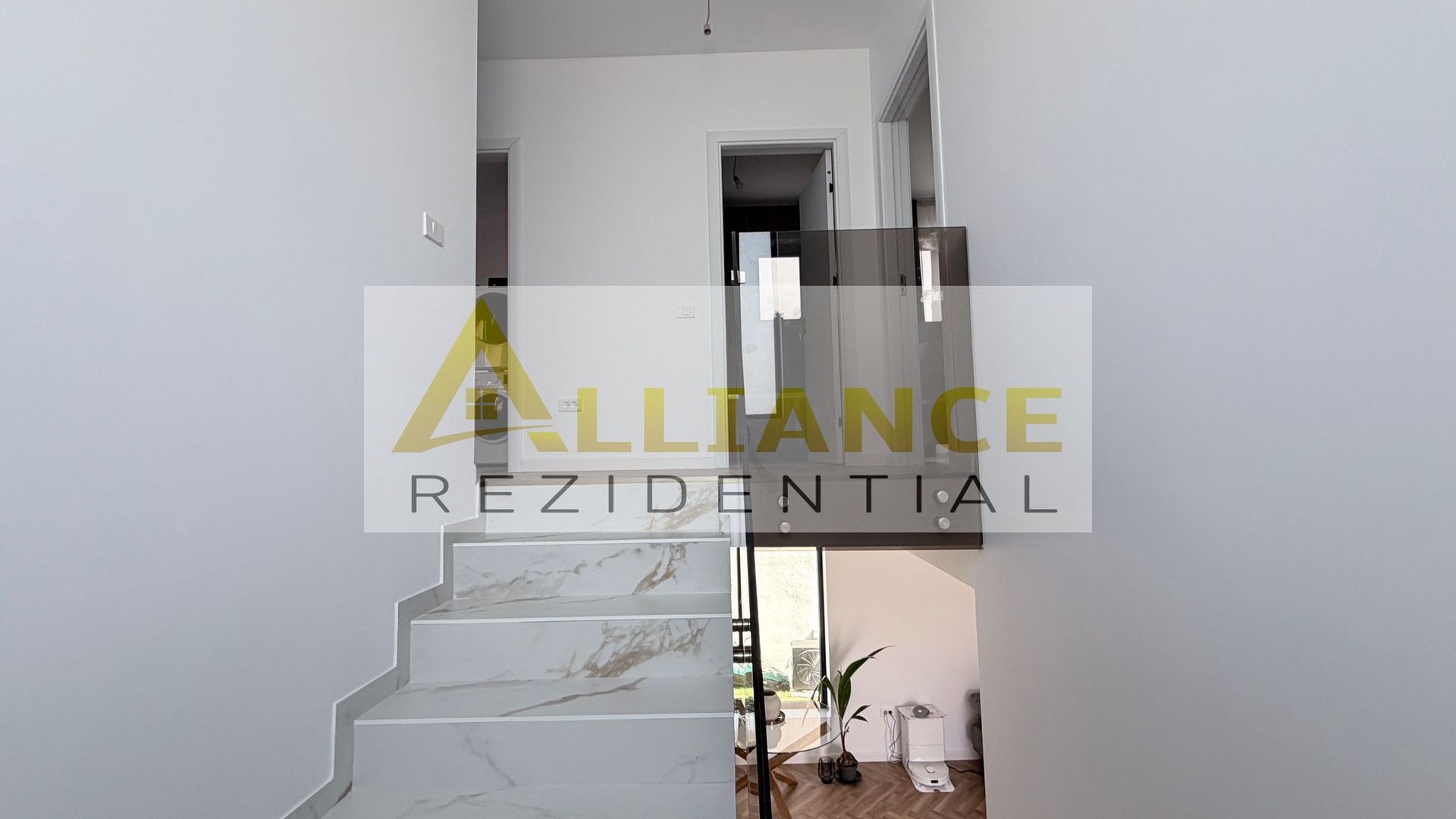 Casa Individuala - 5 camere - 3 bai - 280mp teren - Poză 10