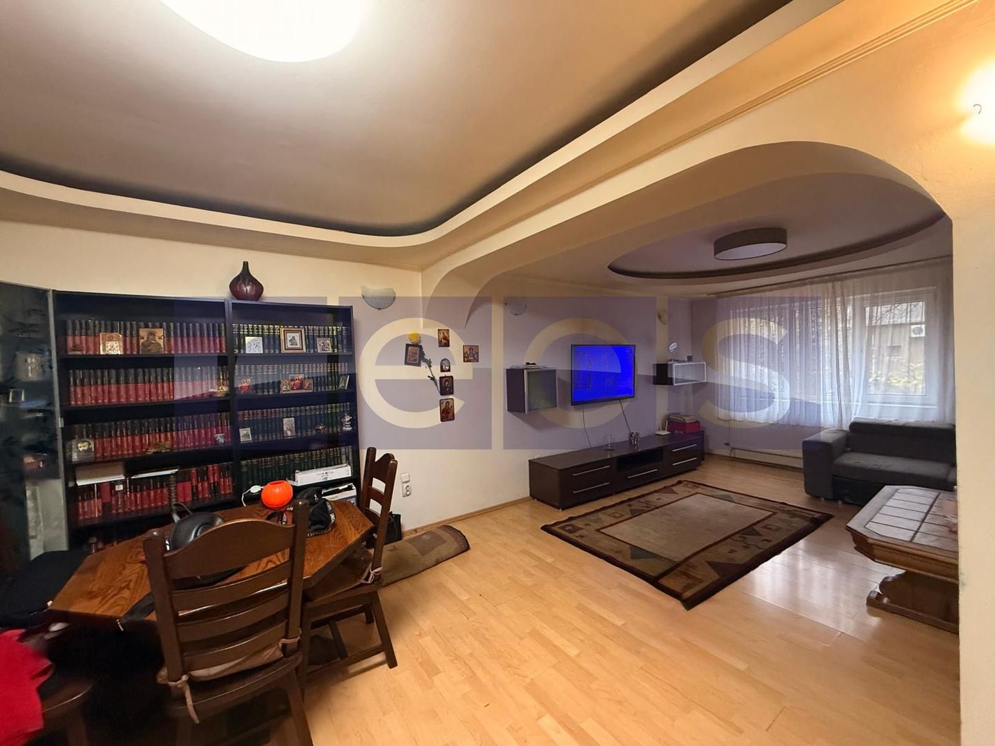 VILA SPATIOASA VATRA LUMINOASA | MEGA MALL | IDEAL FAMILIE - Poză 1