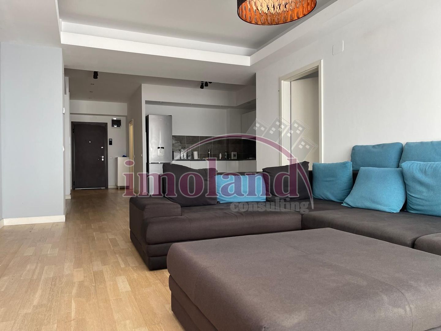 Inchiriere - apartament 2 camere + loc de parcare - Iancu Nicolae-Pipera - Poză 3