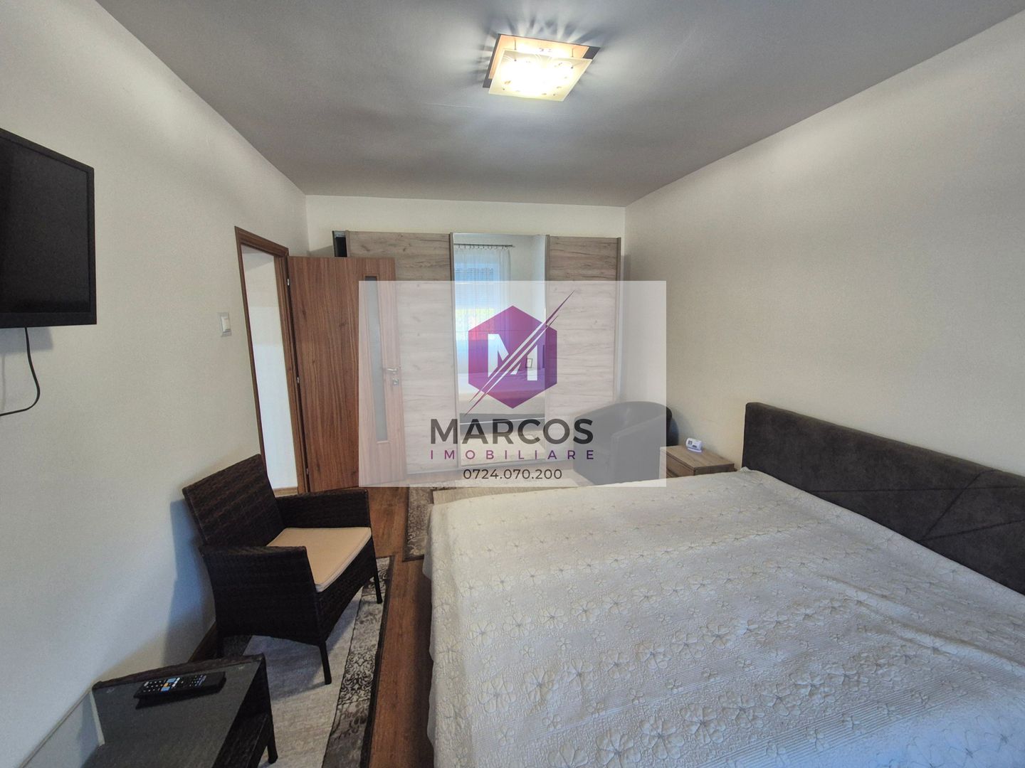 Apartament o camera - Poză 2