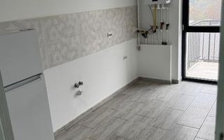 De inchiriat apartament cu 2 camere NEMOBILAT , Metalurgiei sector4 - Poză 5