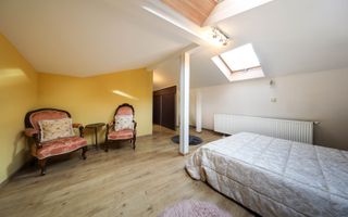 Casă deosebită de vânzare în centrul Brașovului - Poză 37