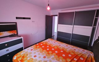 DE VANZARE 2 CAMERE  PRELUNGIREA GHENCEA-ZONA CARTIER LATIN - Poză 5