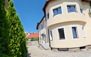 Spațiu comercial/birouri–Parter de casă, langa Cafetarie si Institut! - Poză 3