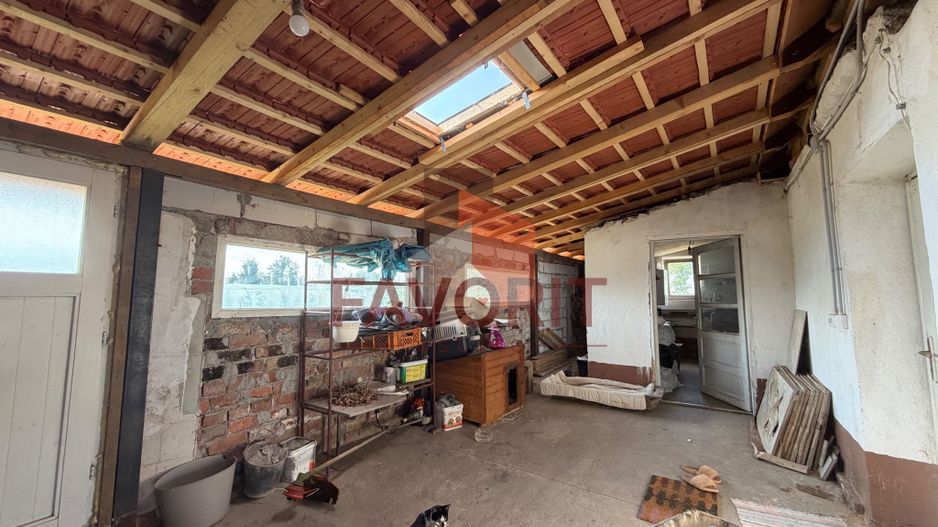 Casă +  teren 1.514 mp în Ianova | 4 camere | 2 băi - Poză 14