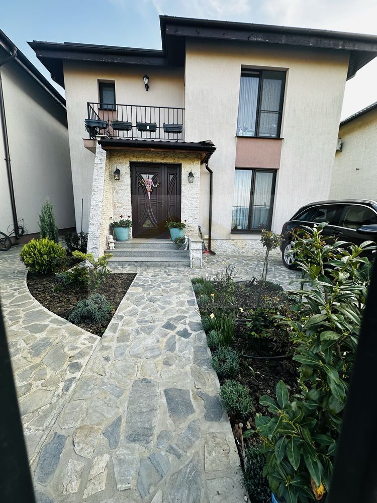 Vila mobilată complet de închiriat, aproape de pădure, 4 camere - Poză 2