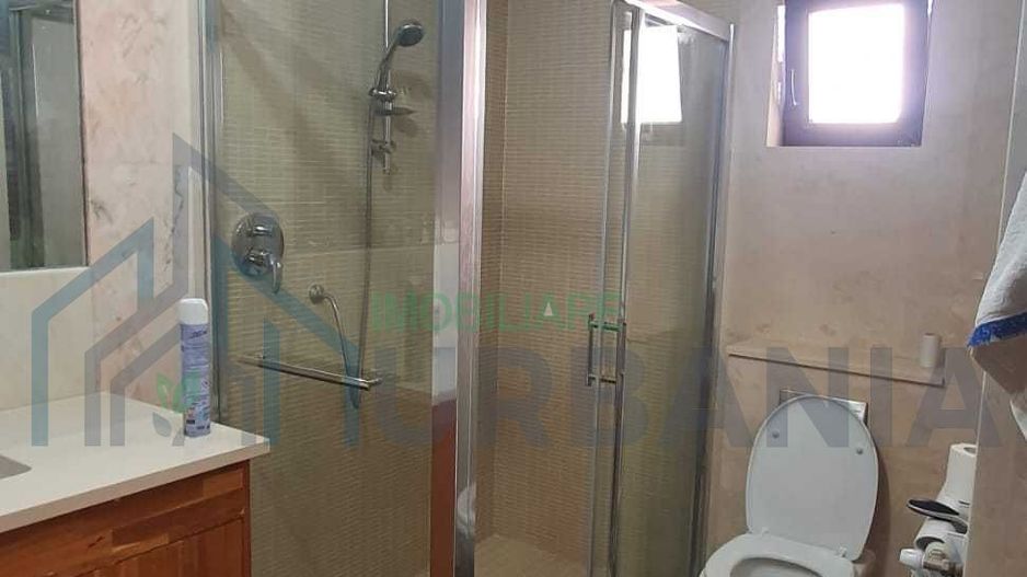 Vilă spațioasă de închiriat în Ezăreni, Valea Adâncă - Poză 3