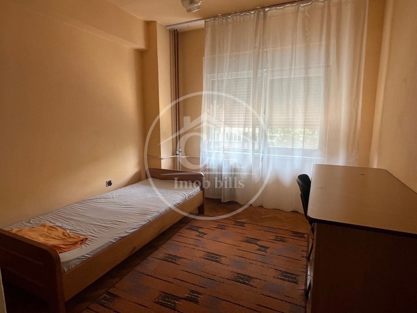 Apartament de închiriat cu 3 camere în zona centrală, Oradea - Poză 3