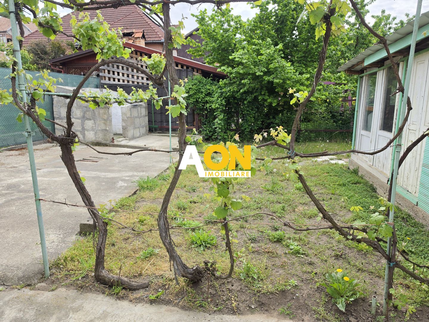 Casa 4 camere, 2 garaje, 652 mp teren, zona exclusivista, Cetate - Poză 4