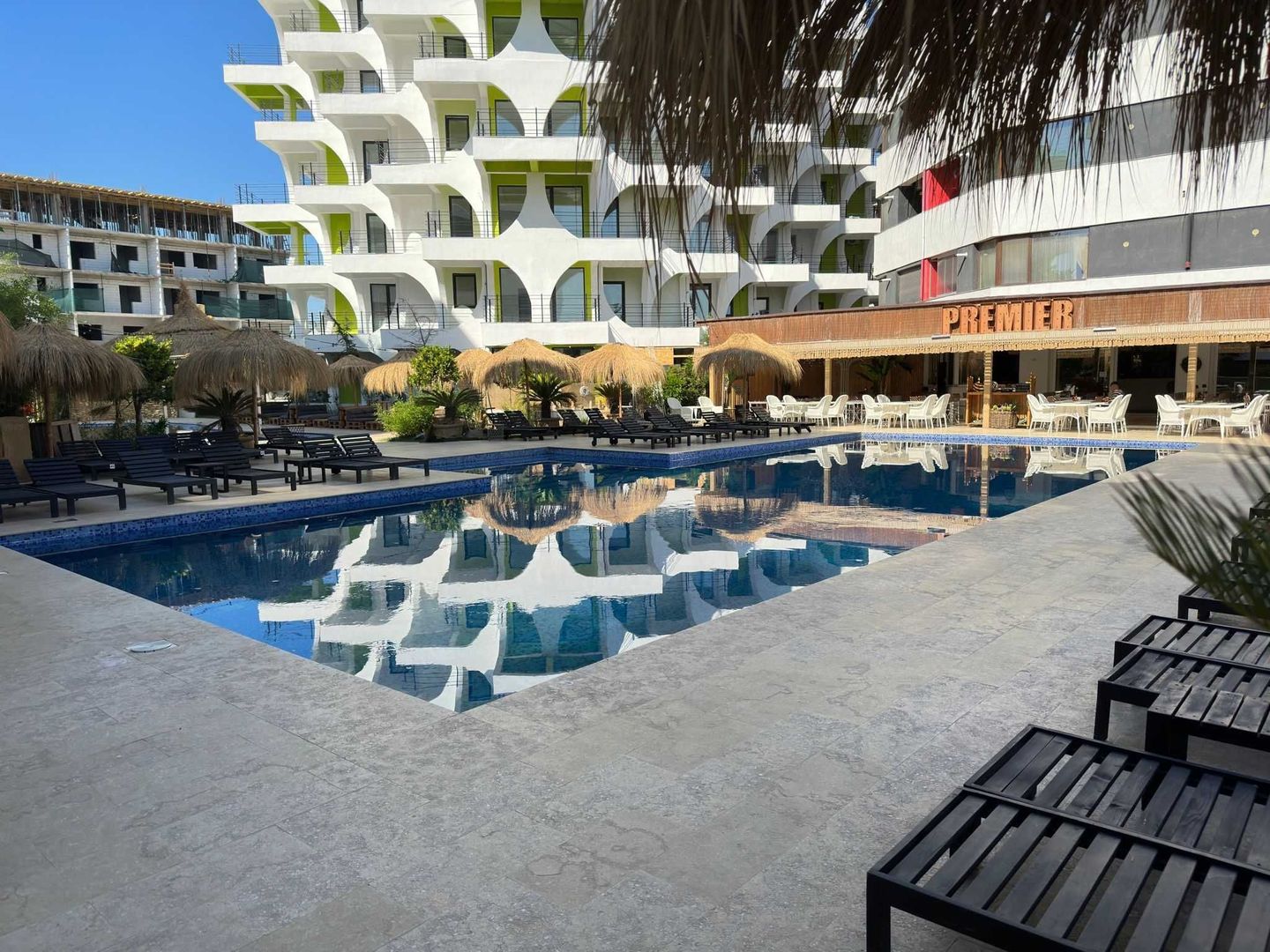 Apartament 2 camere in mamaia zona Lidl - Piscina exterioara - Poză 1