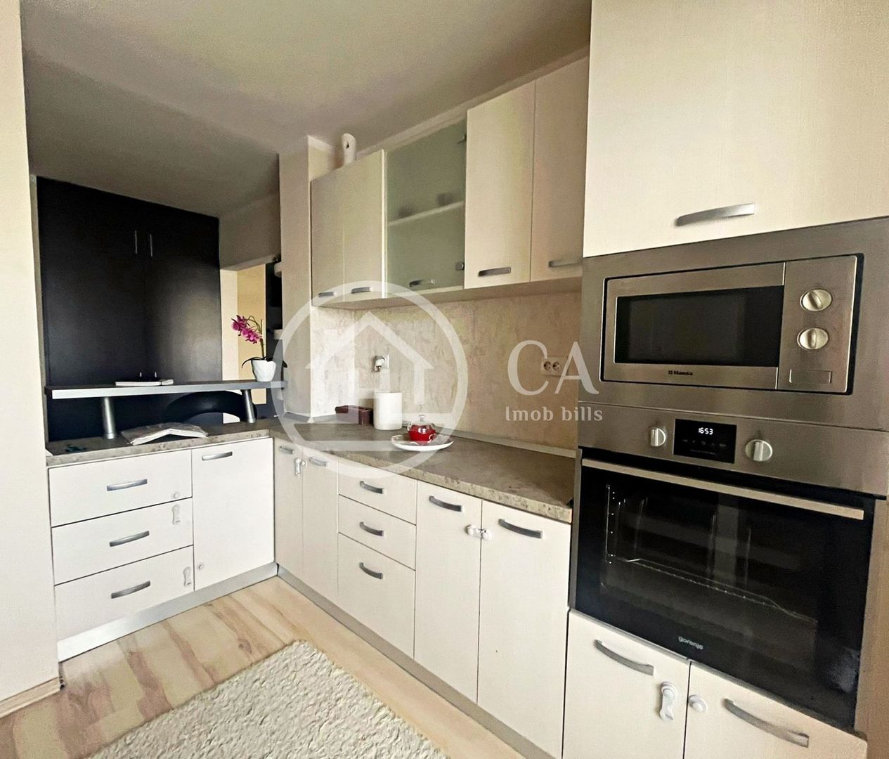 Apartament cu 3 camere de inchiriat in zona Rogerius, Oradea - Poză 6