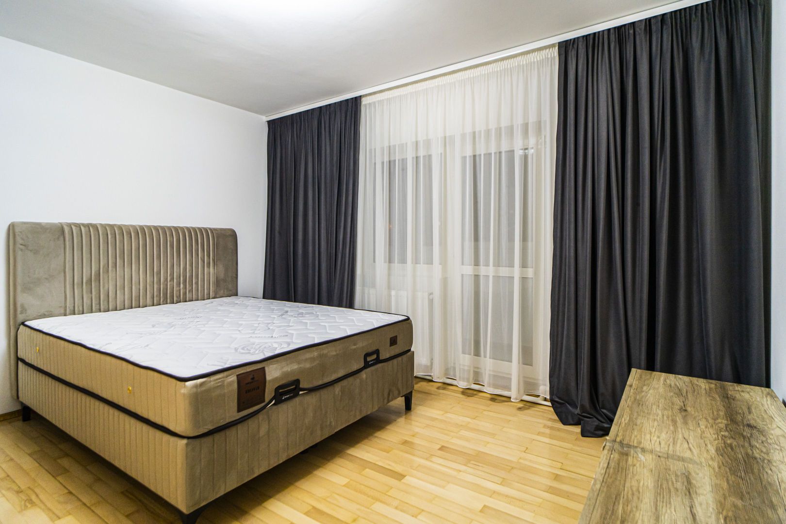 Sebastian 141, 3 camere, 78mp, et 1, 2 băi, centrala proprie, disponibil imediat - Poză 3