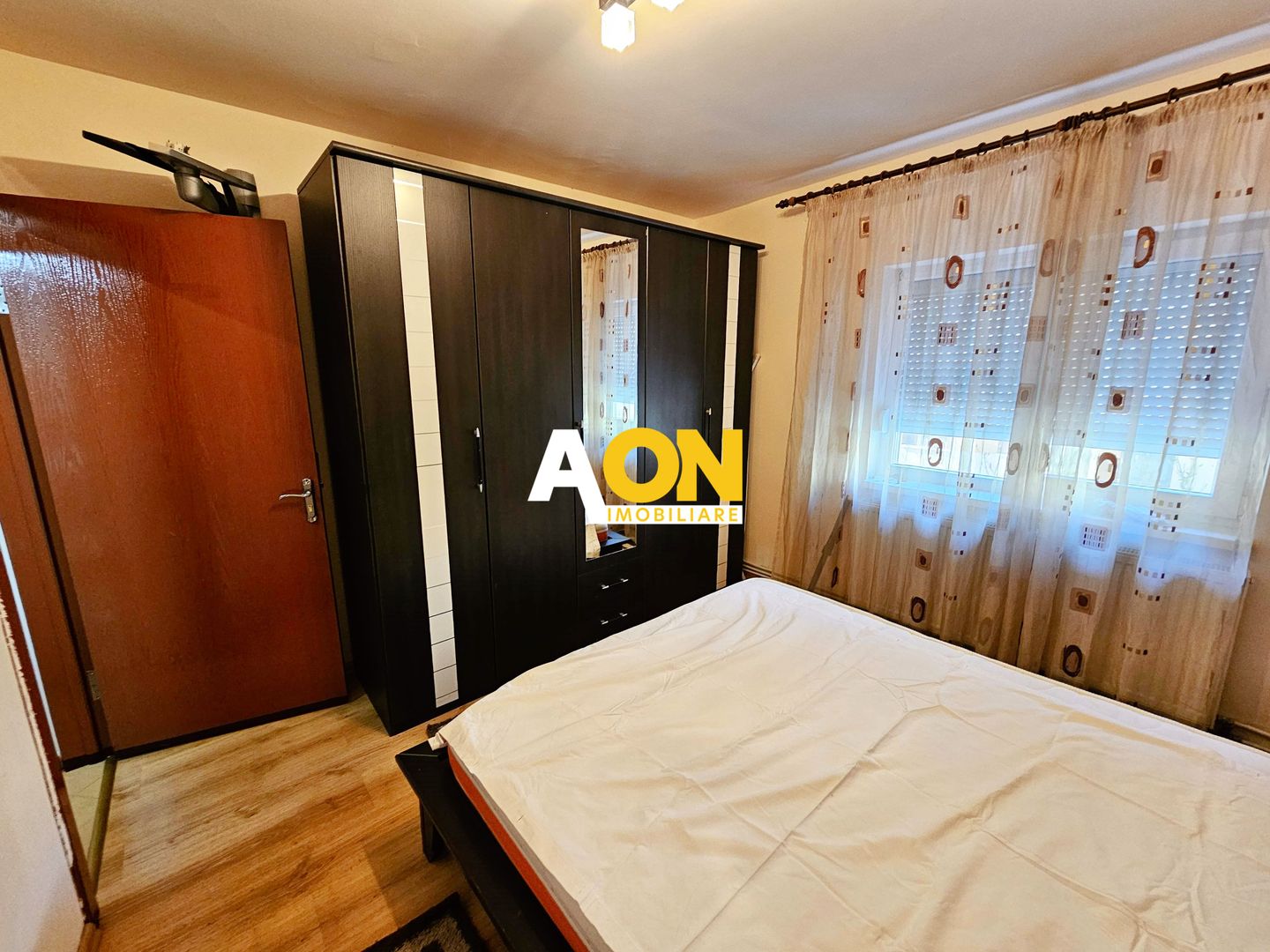 Apartament 3 camere, 2 bai, etaj1, Cetate, zona Kaufland - Poză 13