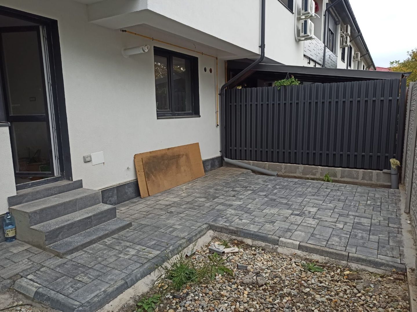 vila la alb/4cam,2bai+parcare/centru Popesti Leordeni - Poză 1