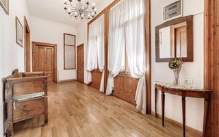 Bijuterie arhitecturală cu istorie. Confort modern, Ultracentral. - Poză 4