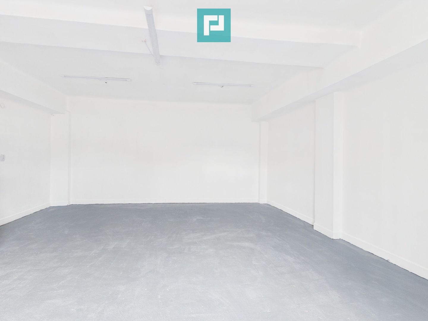 Proprietate multifuncțională centrală 1000 mp - Poză 12