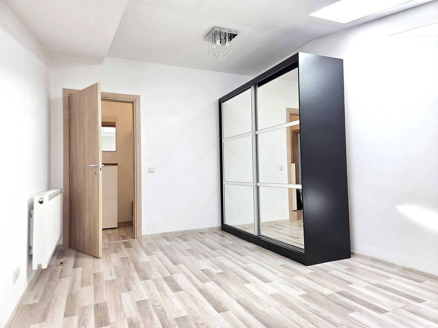 Apartament 3 camere de vânzare Gorjului - Poză 3