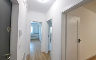 Apartament Sibiu 3 camere, 2 bai, terasa si boxa - Poză 2