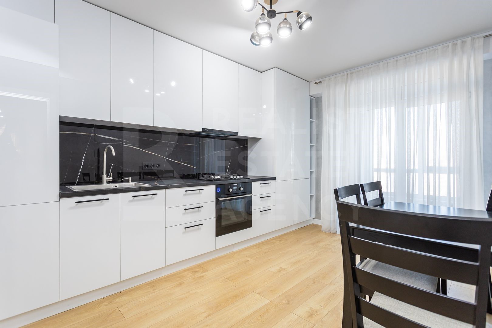 Vânzare , apartament, 2 camere, bd. Mircea cel Bătrân Ciocana - Poză 7
