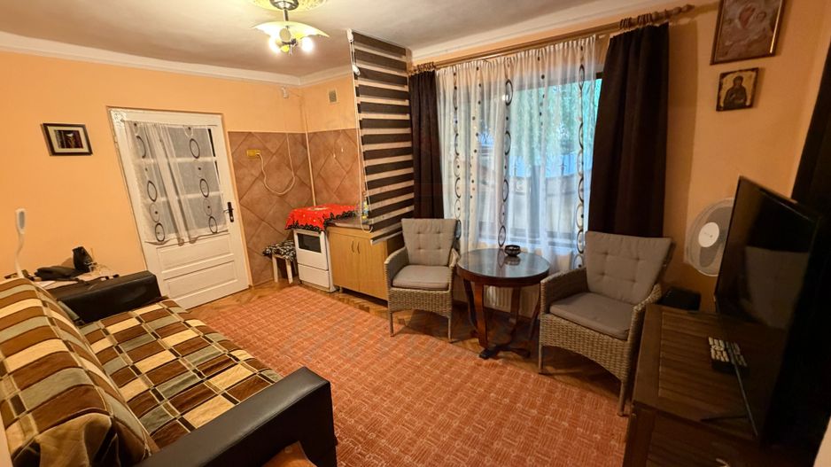 700 mp, teren intravilan, zona Centru, 150.000 euro - Poză 16