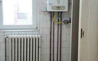 Apartament 2 camere zona Sagului cu centrala - Poză 5