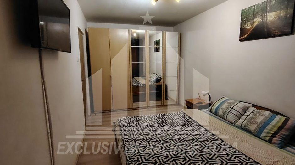 Apartament cu 2 camere de vanzare decomandate, Cetate - Poză 3