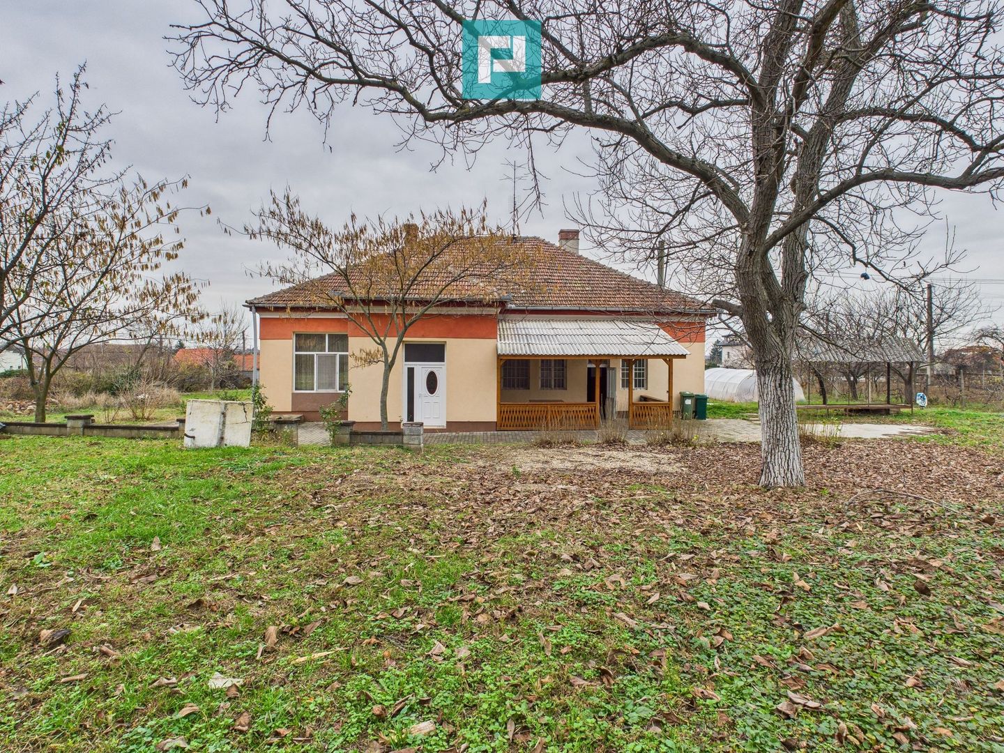 CONAC IMPRESIONANT ÎN GHIOROC - Poză 59